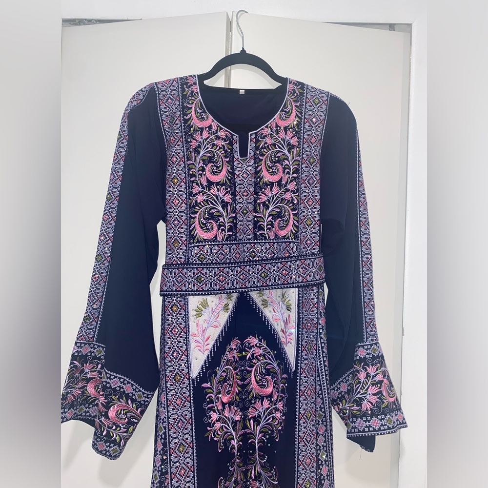 New Palestinian Thobe Navy Blue Size Small Tatreez Abaya With Adjustable Belt